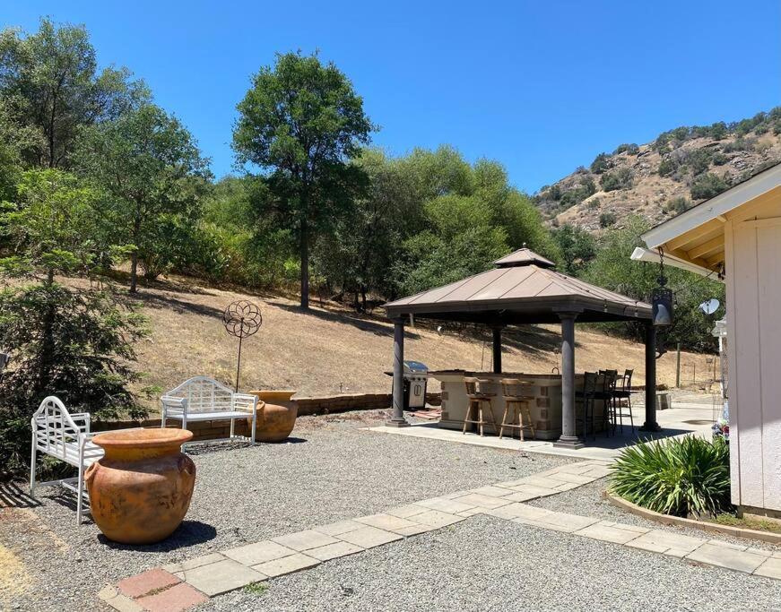 Waxberry Getaway Sequoia/Kings Canyon National Pks 스쿼밸리 외부 사진